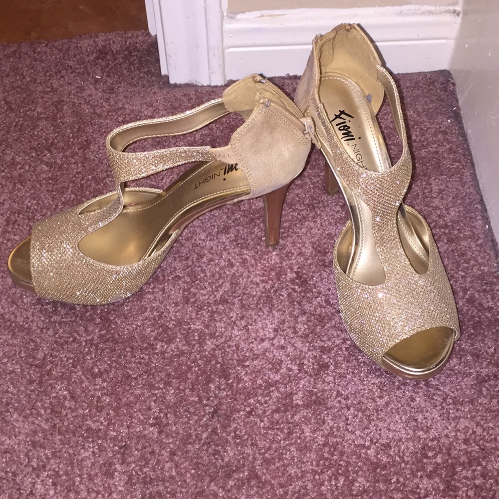 Gold shoes